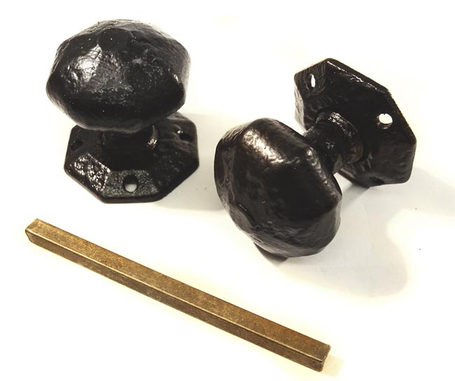 Kirkpatrick 3056  Rustic Octagon Door Knob