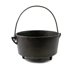 Cast Iron Romany Dutch Oven - SECONDS