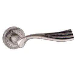 Richmond Lever Door Handle - Distressed Silver Finish