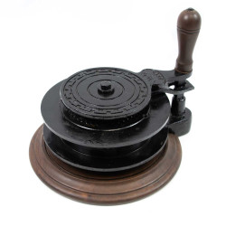 Hand Winch for Kitchen Maid® Clothes Airer - SECONDS.