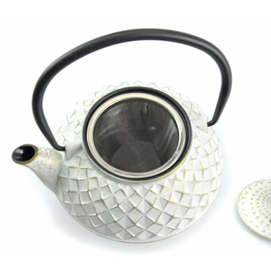 Japanese Cast Iron Tea Pot For One - Ivory and Gold