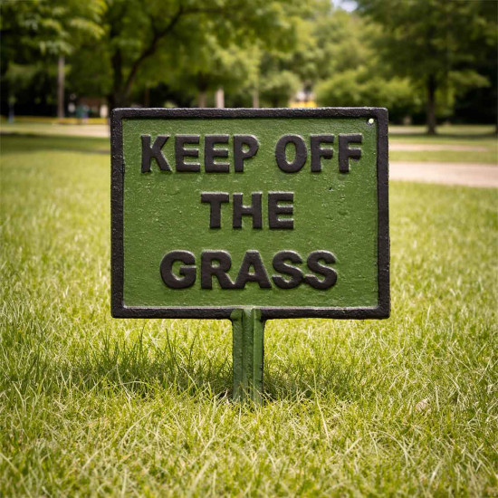 Square Keep Off The Grass Spike