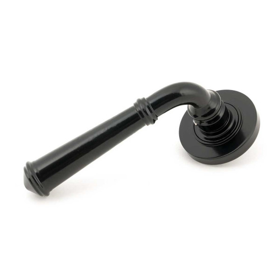 Traditional Blacksmith Regency Lever Door Handle on Round Rose Set - Unsprung