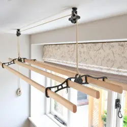 Traditional Kitchen Maid® Pulley Clothes Airer