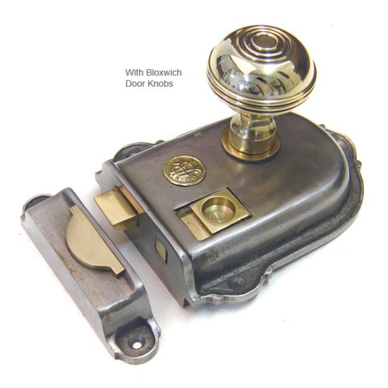 Cromwell Cast Iron and Brass Rim Latch Set