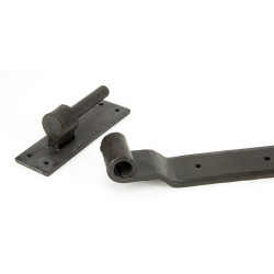 Blacksmith External Beeswax Arrow Head Door Hinges - Hook and Band Cranked