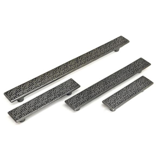 Maze Iron Pull Handle