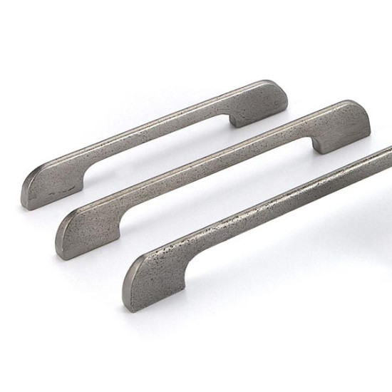 Atalo Iron Pull Handle