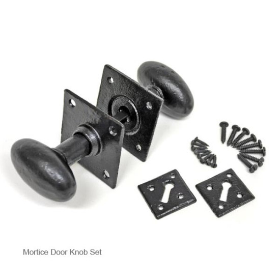 Kirkpatrick 3075 Oval Door Knob Set on A Square Rose
