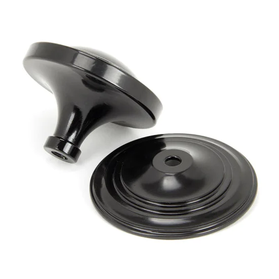 Traditional Blacksmith Art Deco Centre Door Knob