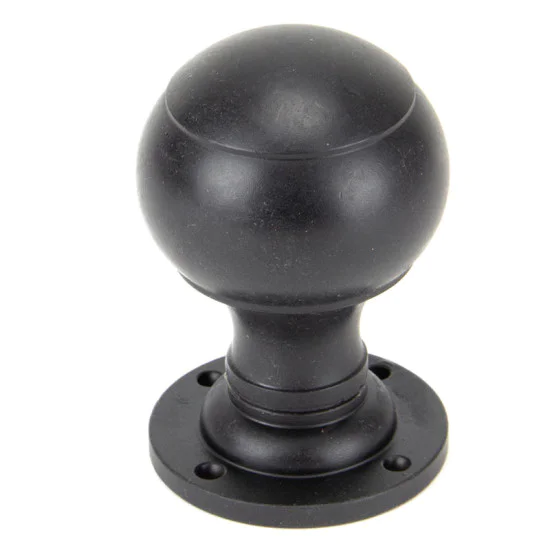 Blacksmith External Beeswax Regency Knob Set