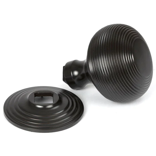 Beehive Centre Door Knob - Aged Bronze