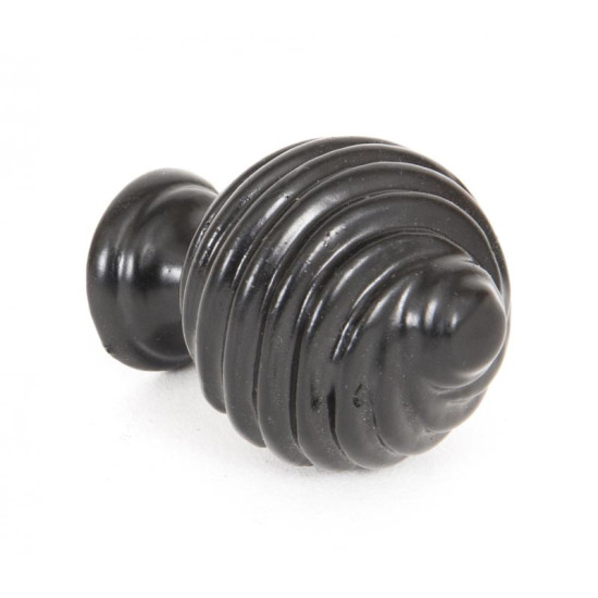 Traditional Blacksmith Twist Knob