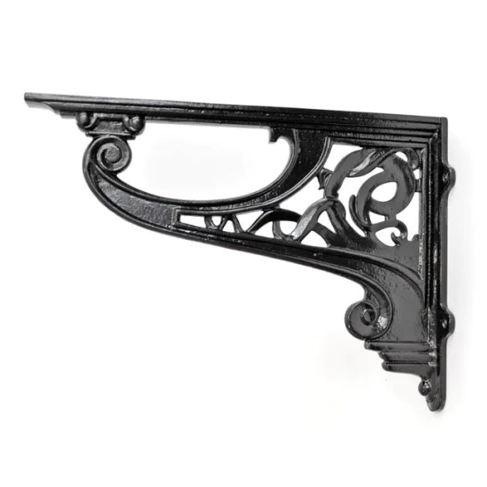 Cast Iron Gaelic Bracket