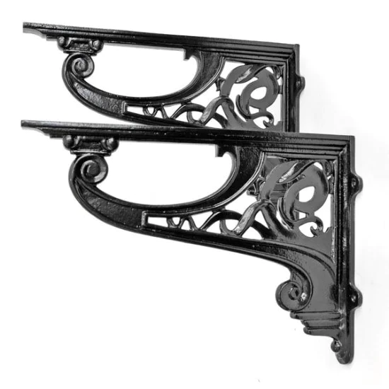 Cast Iron Gaelic Bracket