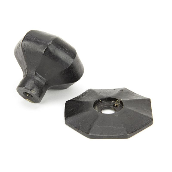 Blacksmith External Beeswax Octagonal Knob Set