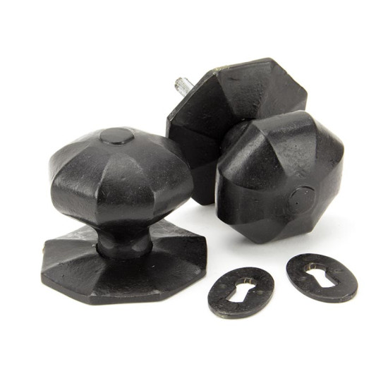 Blacksmith External Beeswax Octagonal Knob Set
