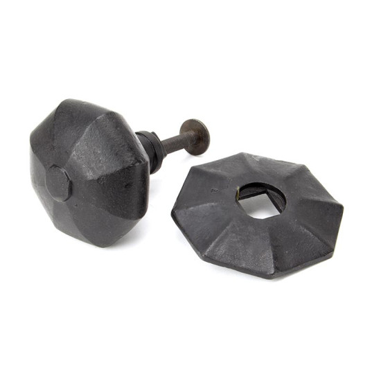 Blacksmith External Beeswax Octagonal Centre Door Knob