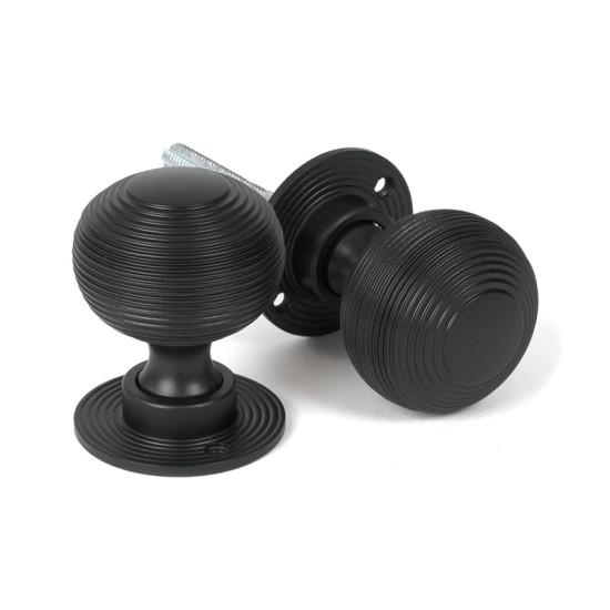 Matt Black Heavy Beehive Mortice/Rim Knob Set