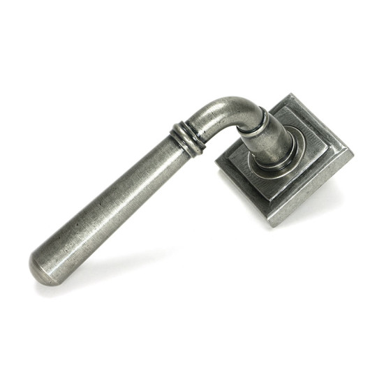 Blacksmith Pewter Patina Newbury Lever on Rose Set (Square)