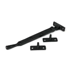 Traditional Blacksmith Hammered Newbury Stay