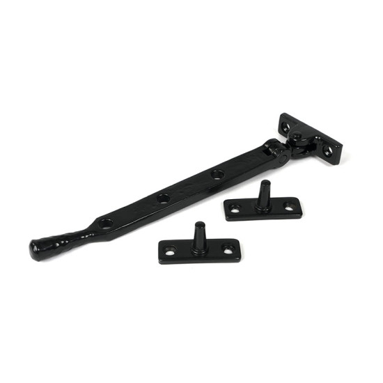 Traditional Blacksmith Hammered Newbury Stay