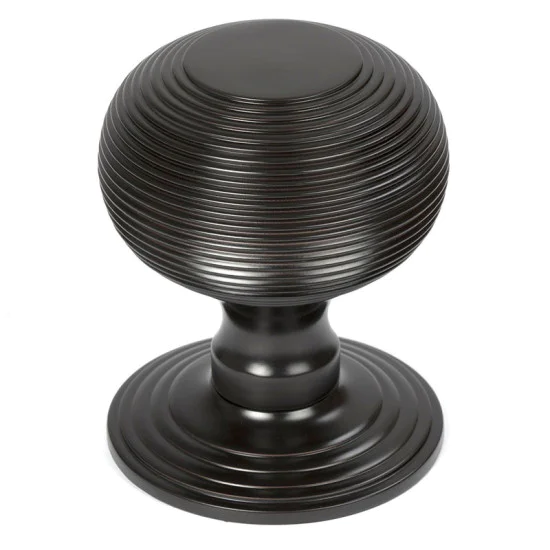 Beehive Centre Door Knob - Aged Bronze