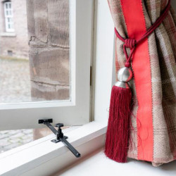 Casement Stay With Sliding Pivot