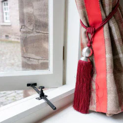 Casement Stay With Sliding Pivot