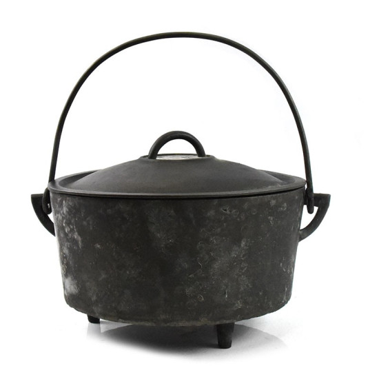 Cast Iron Romany Dutch Oven - SECONDS