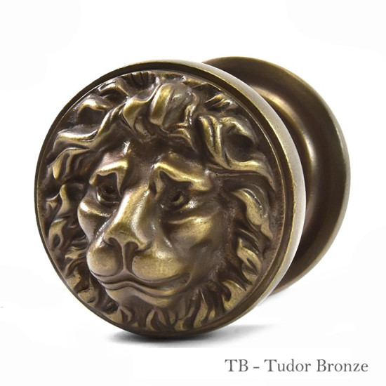 Croft 1734 Lions Head Centre Door Knob