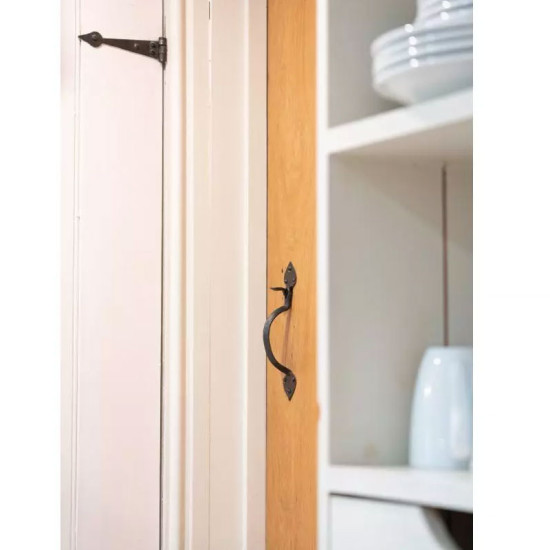 Blacksmith Beeswax Gothic Thumb Latch with Extra Long Thumb Bar