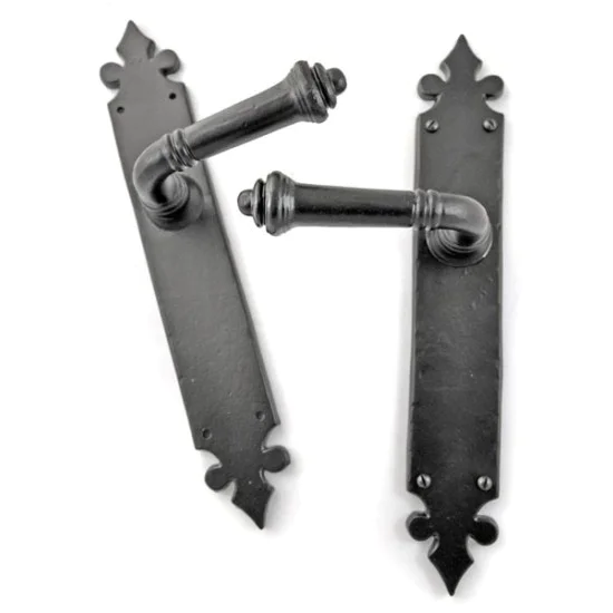 Louis Fraser 562 Lever Door Handle - Black Finish