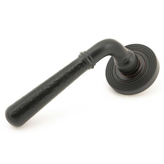 Hammered Newbury Lever on Beehive Rose Set - Aged Bronze