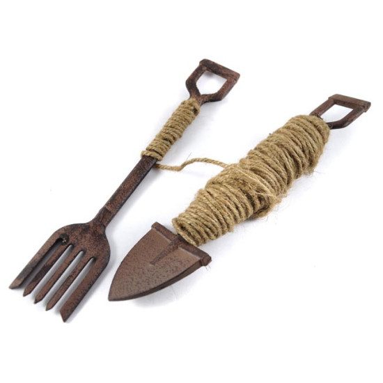 Fork and Spade Garden Line Reel