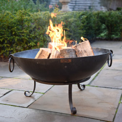 Kadai® Tula Solid Steel Fire Pit