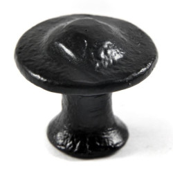 Kirkpatrick 1135 Saxon Cabinet Knob