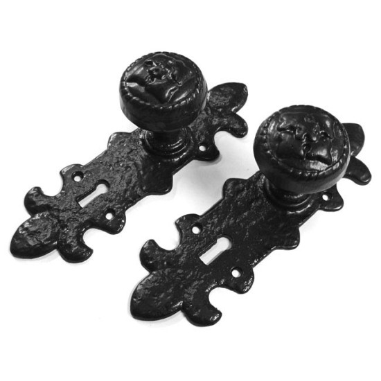 Kirkpatrick 1212 Cross Door Knob on Fleur De Lys Plate