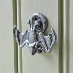 Kirkpatrick 2621 Bat Door Knocker - Pewter Finish