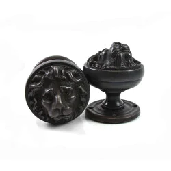 Croft 1734 Lions Head Door Knob