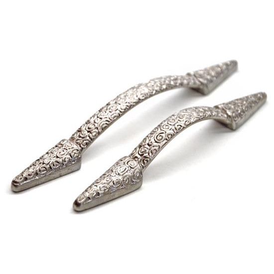 Nickel Gothic Nautilus Pull Handle