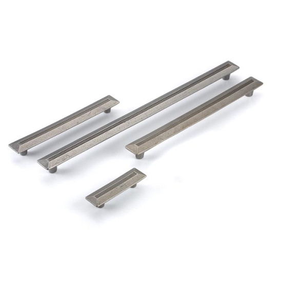 Nouveau Iron Pull Handle