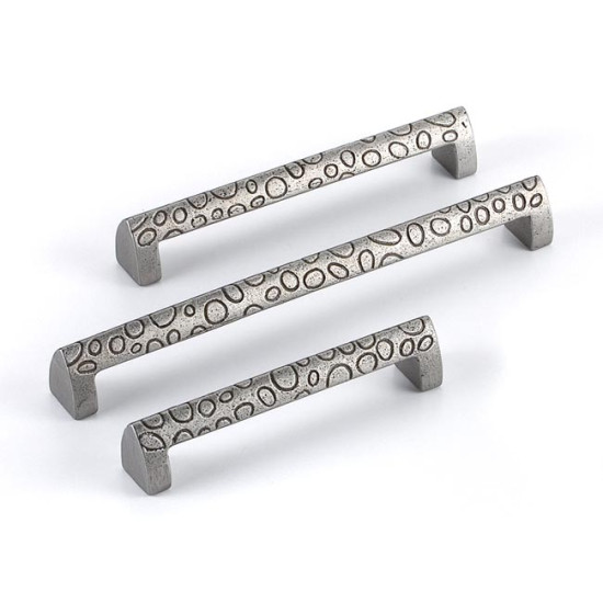 Pebble Iron Pull Handle