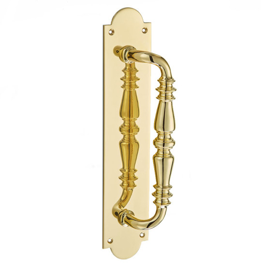 Pull Handle on Shaped Plate