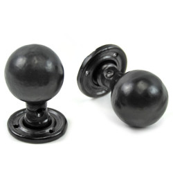 Raven Ball Door Knob Set