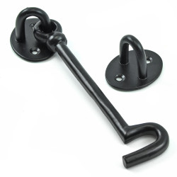Raven Cabin Hook