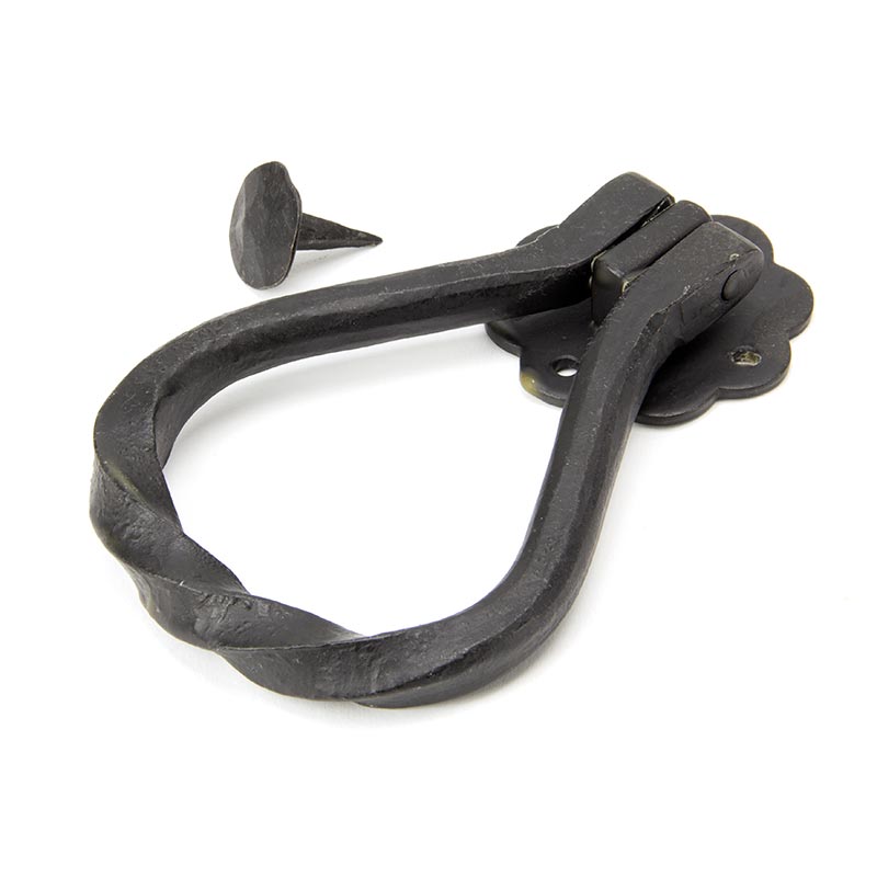 Blacksmith External Beeswax Pear Door Knocker