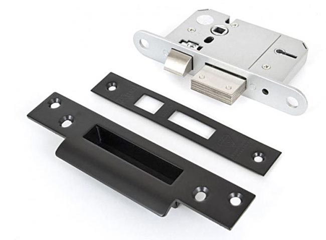 British Standard 5 Lever Sash Lock- Black Finish