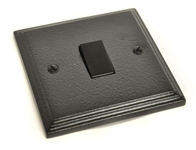 Black Intermediate Single Light Switch