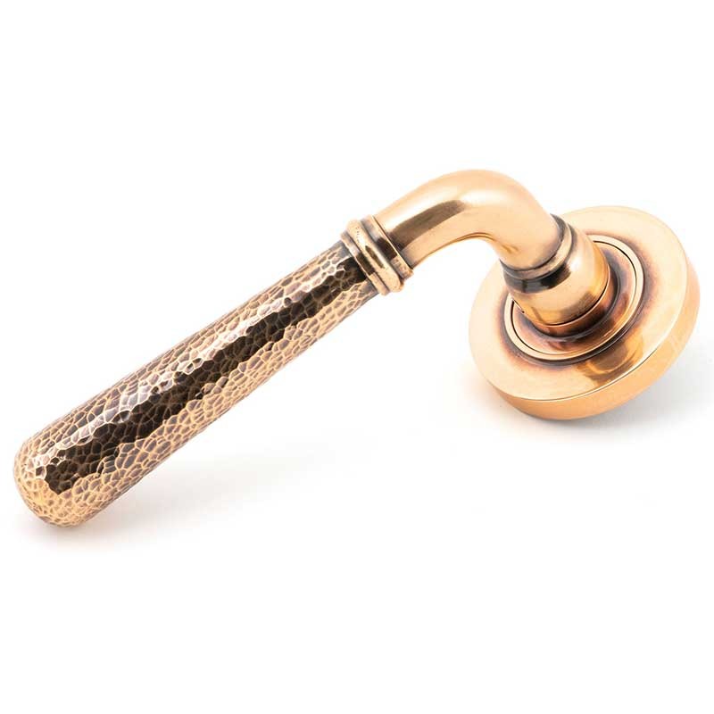 Bronze Hammered Newbury Lever On Round Rose Set - Polished